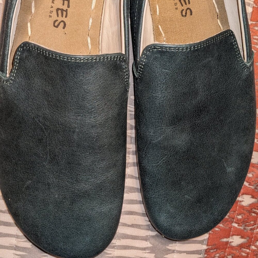 Women's Nefes grounding slip ons 7.5